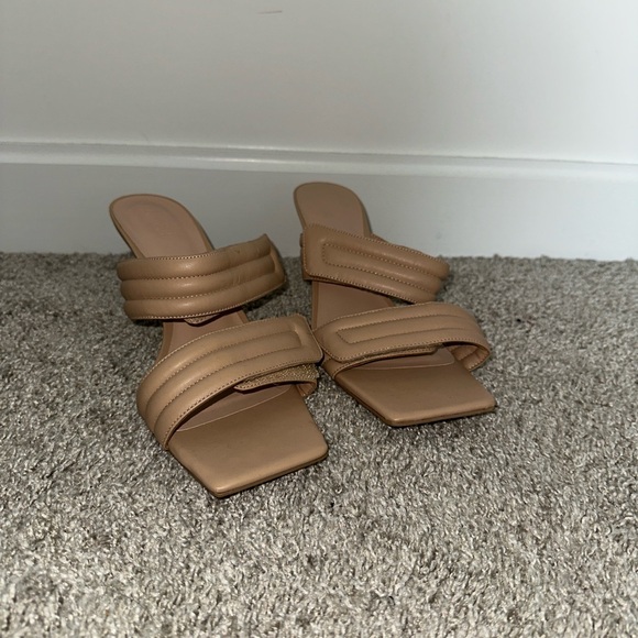 🤎 Abound Slides Size 11M | Nordstrom | Like New - Picture 2 of 4
